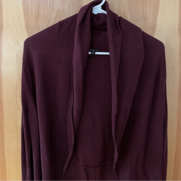 Express Cardigan - Picture 3 of 10